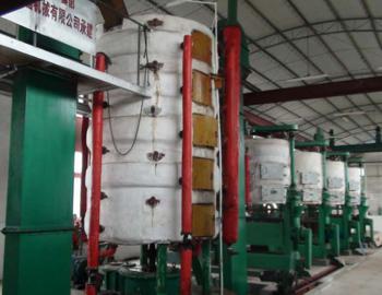 大型（xíng）榨（zhà）油成套設備（bèi）